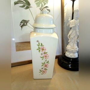 Vintage Pfalzgraff Pink Roses Porcelain Ginger Jar